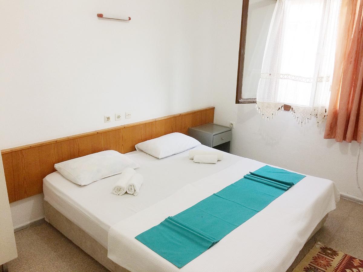 Parmis Rooms Çeşme Eksteriør bilde